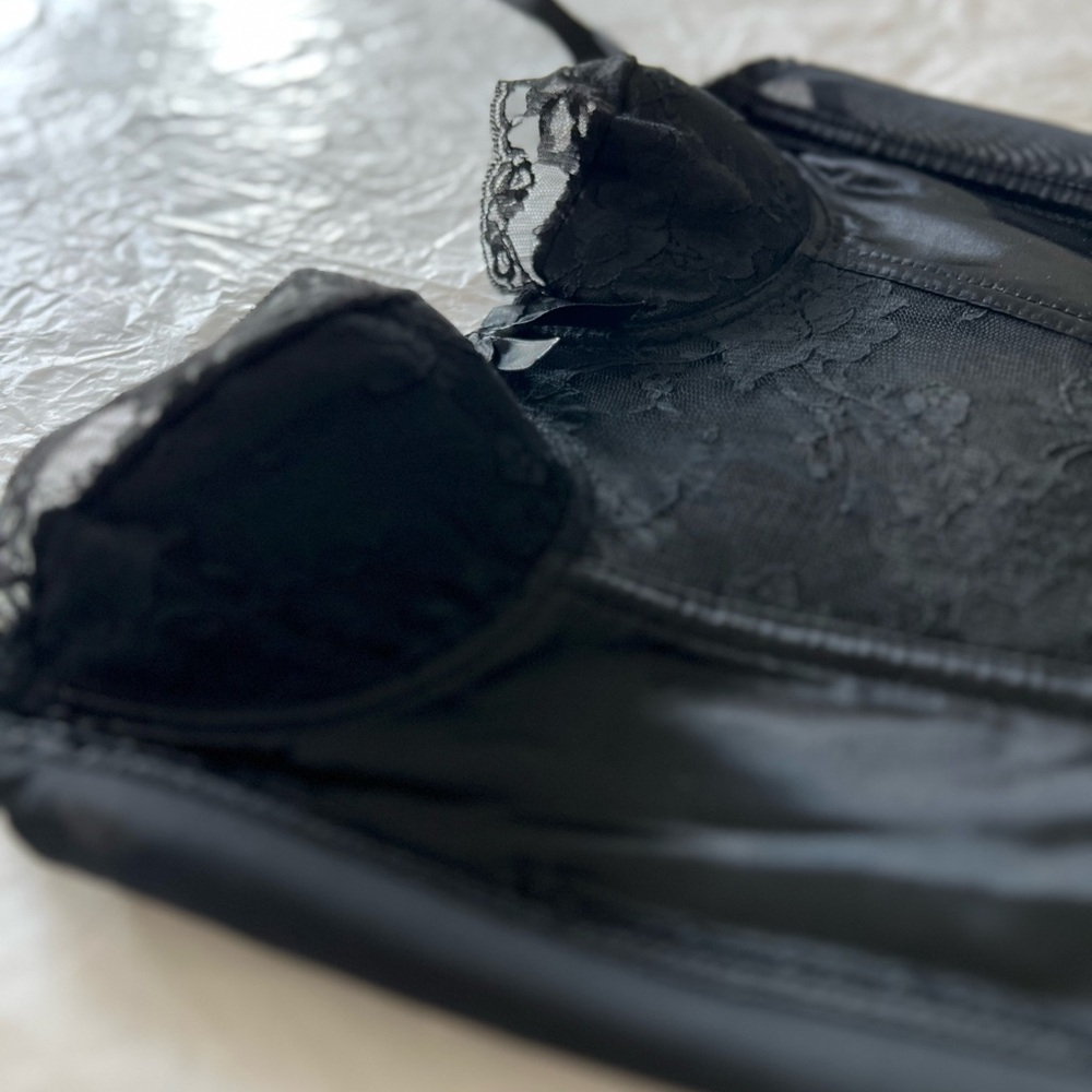 EUC VTG 90s Daring 34A/B black satin lace lingerie bustier garter straps